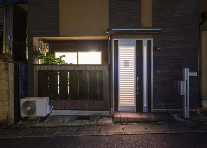 Muji Arashiyama Villa 無時嵐1階2階賃貸し 駅まで徒歩2分